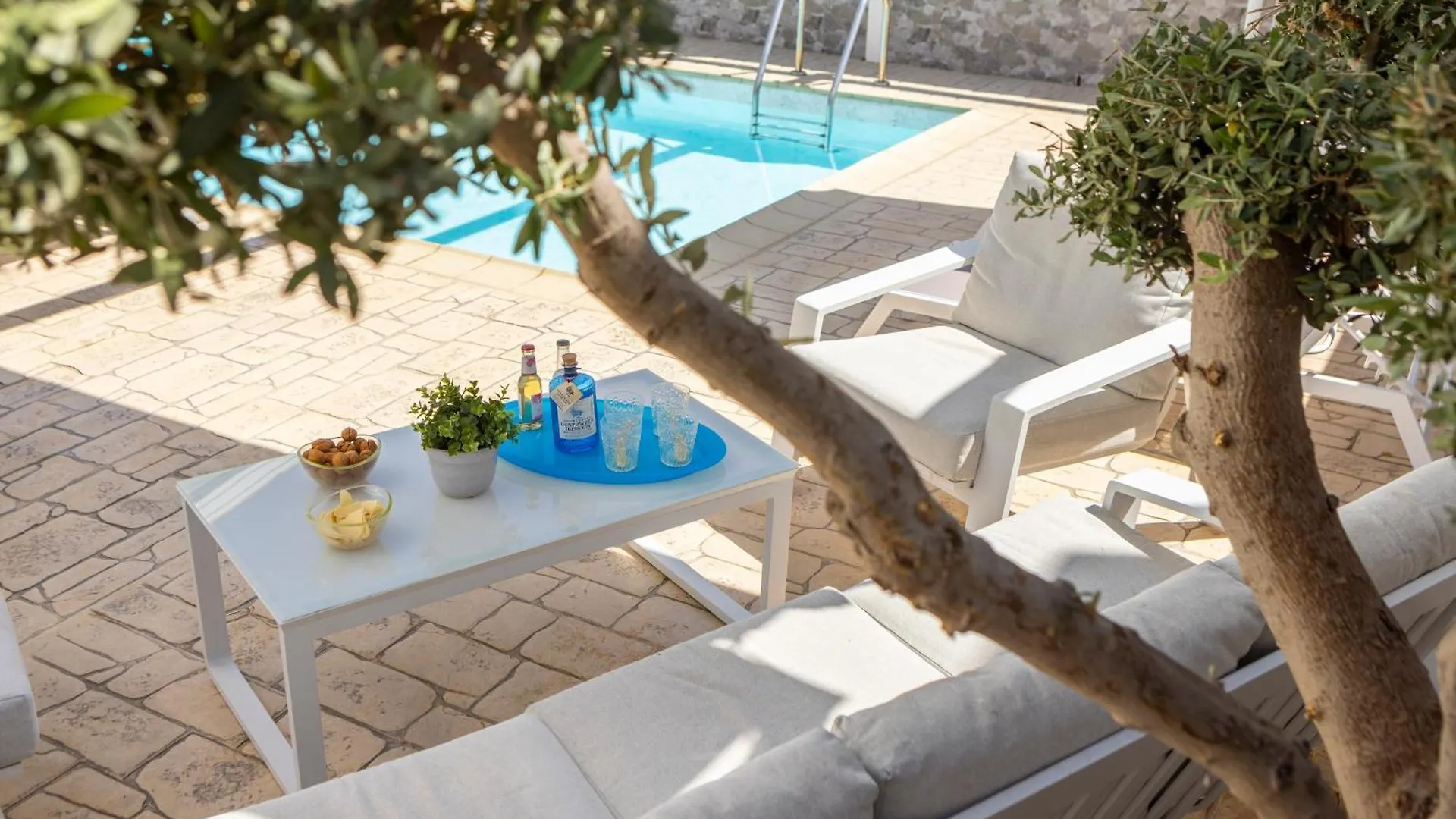 Accomoteleia Crystal Lagoon Villa Protaras
